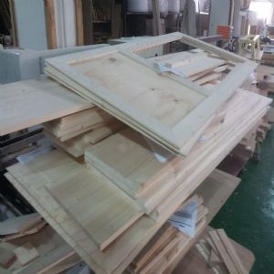 갤러리 패널 문짝 18mm(1.좌측문)(스프러스) (700*1383*0)(샌딩작업)(2개)