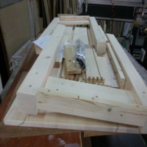 천연 원목 건강 서랍 책상(스프러스) (1100*740*500)(샌딩)(1개)