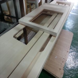 싱크대상판 원목(특수목) 36mm(뒷턱포함,싱크볼 별매)(2.볼규격 JS870)(자작합판) (3275*36*650)(1개)