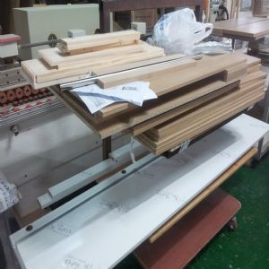 UV 유광백색 여닫이