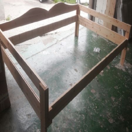 해외 곳곳의 숨어 있는 철물시장을 찾아 다닙니다.