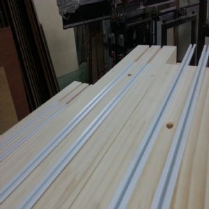 UV 유광백색 여닫이