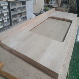 싱크대상판 원목(특수목) 36mm(뒷턱포함,싱크볼 별매)(5.기타볼(도면필수))(오리나무) (1200*36*550)(샌딩)(1개)