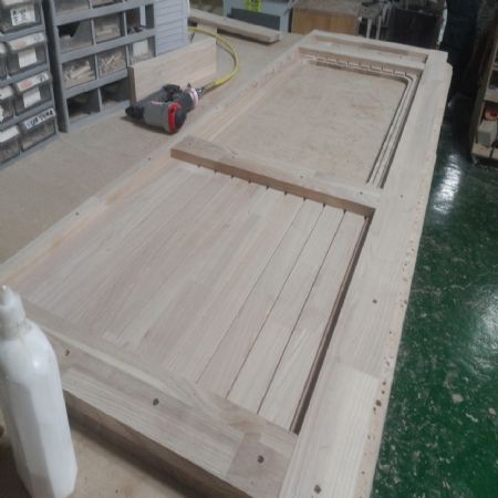 철천지는 양질의 일자리로 변신하기 위해 노력중입니다.