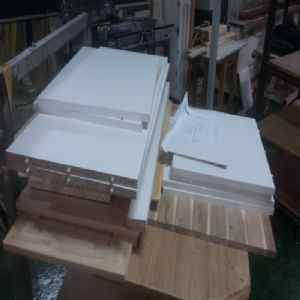 집성원목 18mm 시즈닝 문짝 베이직(알판선택)(1.미송패널세로60mm)(삼나무) (390*1030*0)(1개)