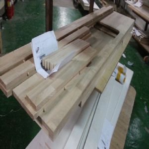 싱크대상판 원목(특수목) 36mm(뒷턱포함,싱크볼 별매)(볼 JS850)(물푸레) (3400*36*550)(1개)