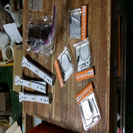 제품들 사용법을 정리 해서 올린게 철천지 기술지원이 되었구요.