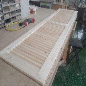 고급형 페이즐리 문짝(1.좌측문싱크대경첩홈가공)(스프러스) (485*1890*0)(샌딩)(2개)