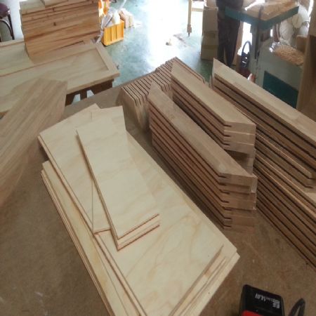 철천지 식구들이 DIY 선생님이 될거구요.