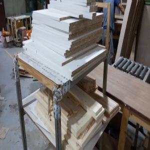 싱크대 ( 하부장3668 mm * 700 mm * 570 mm)(스프러스문짝)(64mm)(내부장 백색)