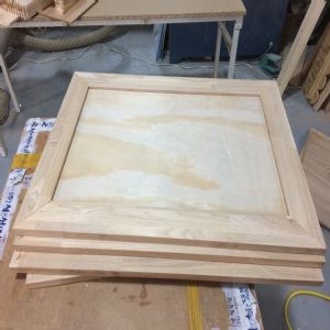 싱크대 ( 하부장2100 mm * 700 mm * 570 mm)(물푸레문짝)(32mm)(내부장 오크색)