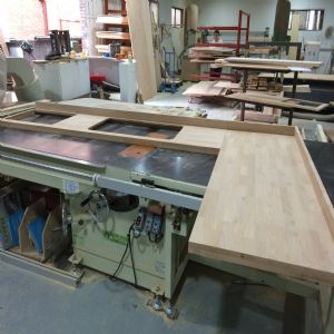 싱크대상판 원목(특수목) 36mm(뒷턱포함,싱크볼 별매)(볼 JS870)(오리나무) (2190*36*560)(샌딩)(1개)