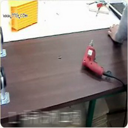 월넛, 백색의 조화 TV, 오디오장 30분만에 만들기 (동영상)