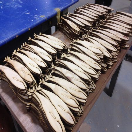 철천지에서는 가구재로서는 삼나무를 사용하지 않고 있습니다.