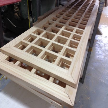 좀더 규모가 커지면 철천지 물건은 직접 배달을 하겠습니다.