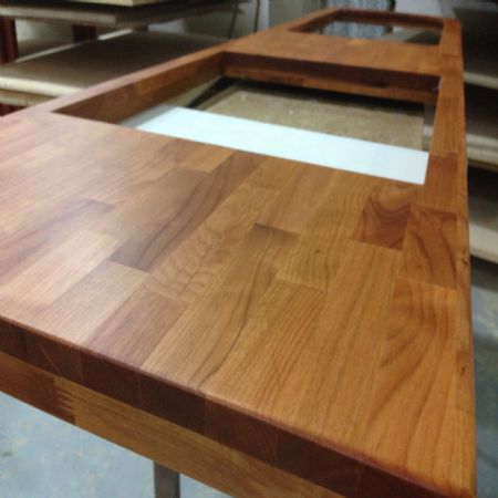 남의것을 판매 하는게 이윤이 더 남을수도 있습니다.