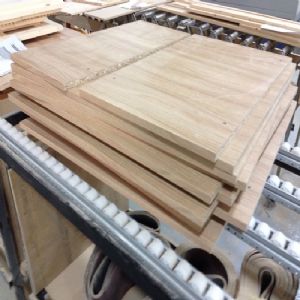 싱크대 ( 하부장2100 mm * 700 mm * 570 mm)(스프러스문짝)(0 mm)(내부장 오크색)