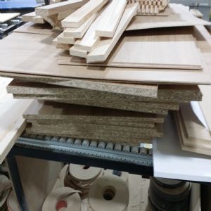 싱크대 ( 하부장3492 mm * 700 mm * 570 mm)(물푸레문짝)(128mm)(내부장 오크색)