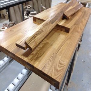 싱크대상판 원목(특수목) 36mm(오일 코팅,뒷턱포함,싱크볼 별매)(볼 JS850)(물푸레) (1600*36*650)