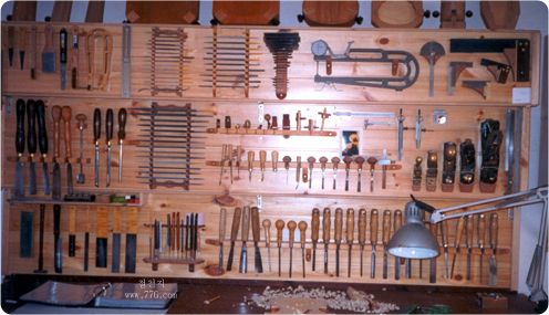 연장을 수납하세요. 전문가용 연장 수납대 보기