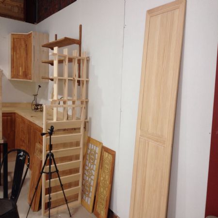 하이엔드 원목 생활가구를 만들어 나가고 있습니다.