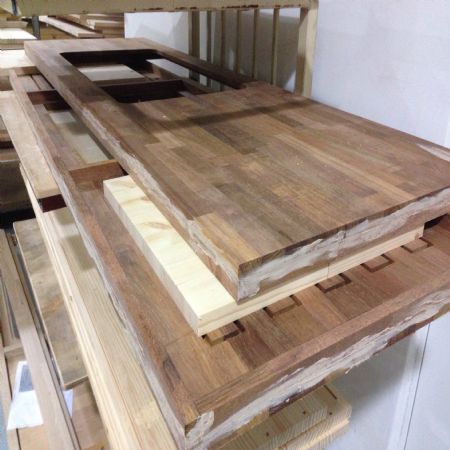 철천지에서 만든 제품들은 고객들 손을 통해 명품으로 탈바꿈 하니까요.