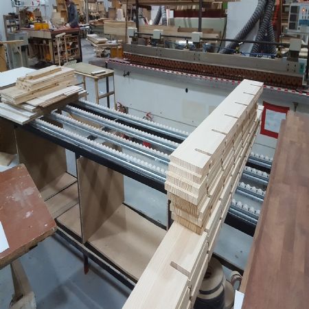 보이지 않는 곳에서 철천지의 개선들이 많은상태 입니다