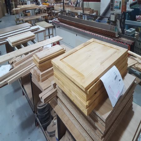 철천지 사람들이 들인 정성들을 느끼실수 있을 겁니다.