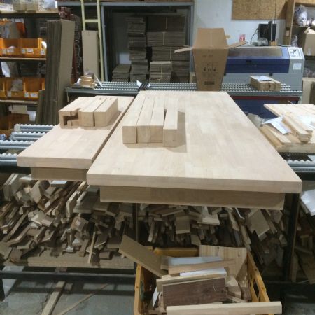 현장에서 완제품으로 보여질 철천지 제품들을 기대해보세요.