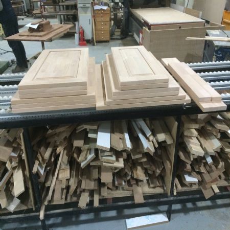 지금은 DIY가 완성품 시장을 대체할 수준이 머지 않은것 같습니다.