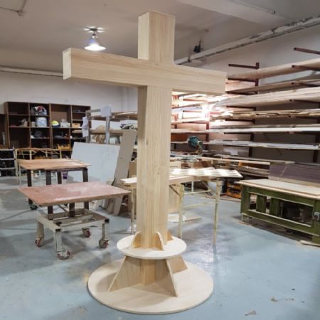 철천지는 외부 의존하는 제품들을 줄이기로 했습니다.