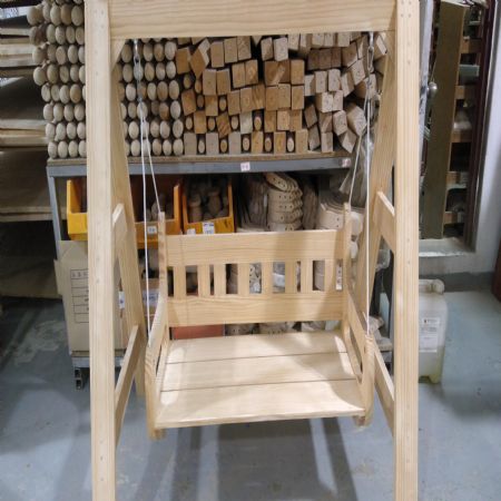 내실 가진 끝까지 살아남는 히든챔피언이 알짜 입니다.