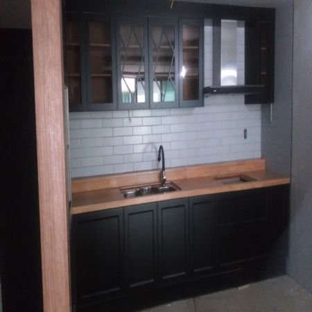 업체들이 구매하여 제품으로 재판매가 되고 있습니다.