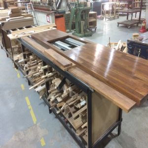 멀바우 원목상판  42mm(휨방지,요트등급 친환경 바니쉬 완성품)(멀바우) (2230*42*550)