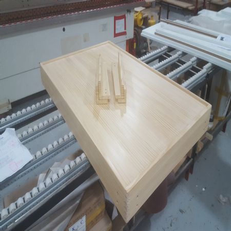 그간 제공한 완성품및 도색 서비스가 고객의 diy작품을 낮춘결과가 되었습니다.