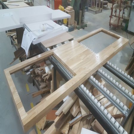 여러번의 업그레이드끝에 탄생된 원목싱크대 상판 입니다.