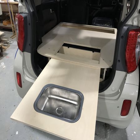 최초 인터넷 목공소는 공간을 찾아 주는 마법사 입니다.