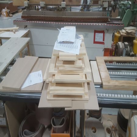 오마이 캠프는 움직이는 집을 만드는 업체 입니다.