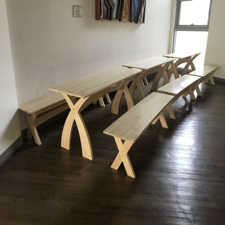 변화를 긍정으로 받아 들이며 19년간 이어온 회사 입니다.