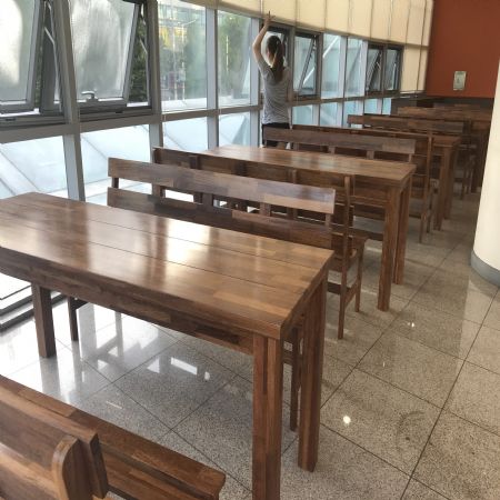 회사와 그안의 구성원이 하나가 되어 성장하며 경쟁력을 만들어 냅니다.