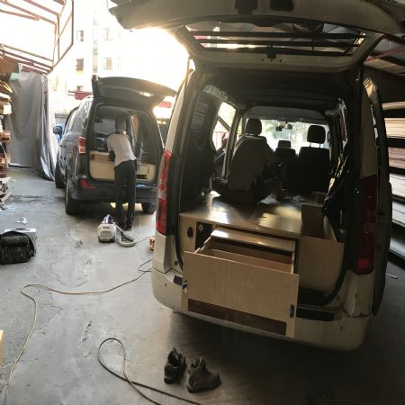 1999년 7월에 창업했으니 창업 20년이 되었습니다.