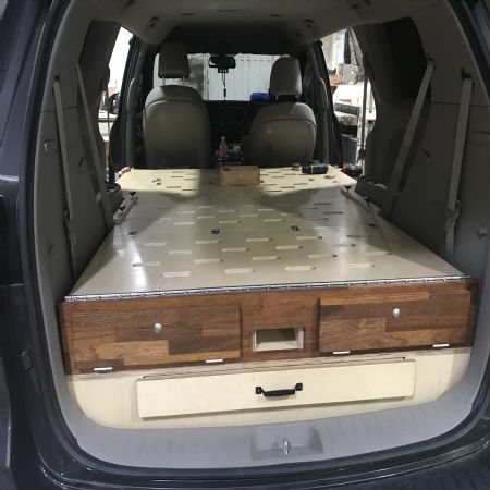 카니발 9인승 캠핑카 평탄화 제품이 업그레이드 되었습니다.