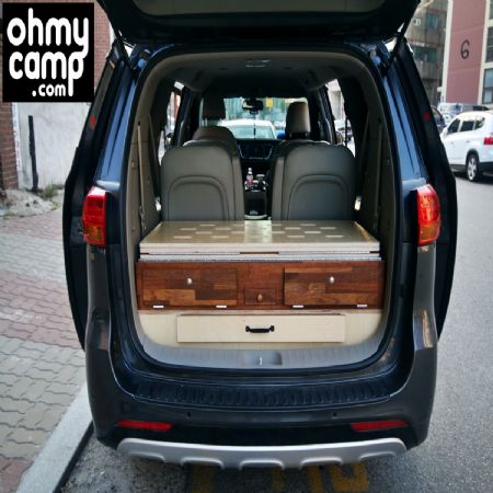 오마이캠프의 마법으로 9인승 캠핑카를 개발 했습니다.