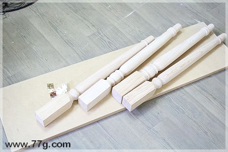 상판과 다리연결 - 꺽쇠로 간단한 테이블 만들기!!