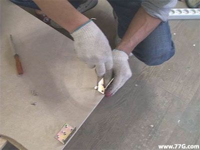 전동드릴 없을때 난감하세요? 헝그리 DIY 나사못 고정하기(동영상)