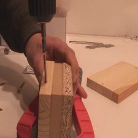 초보인경우는 특히나 전용 비트를 사용하셔야 가구 조립이 쉽습니다.(동영상)