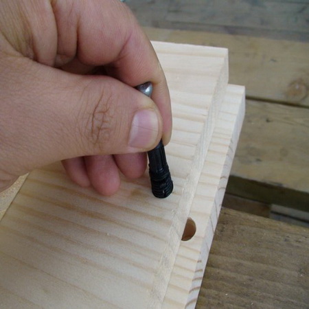 드라이버 만으로 간편하게 조립하세요(동영상)