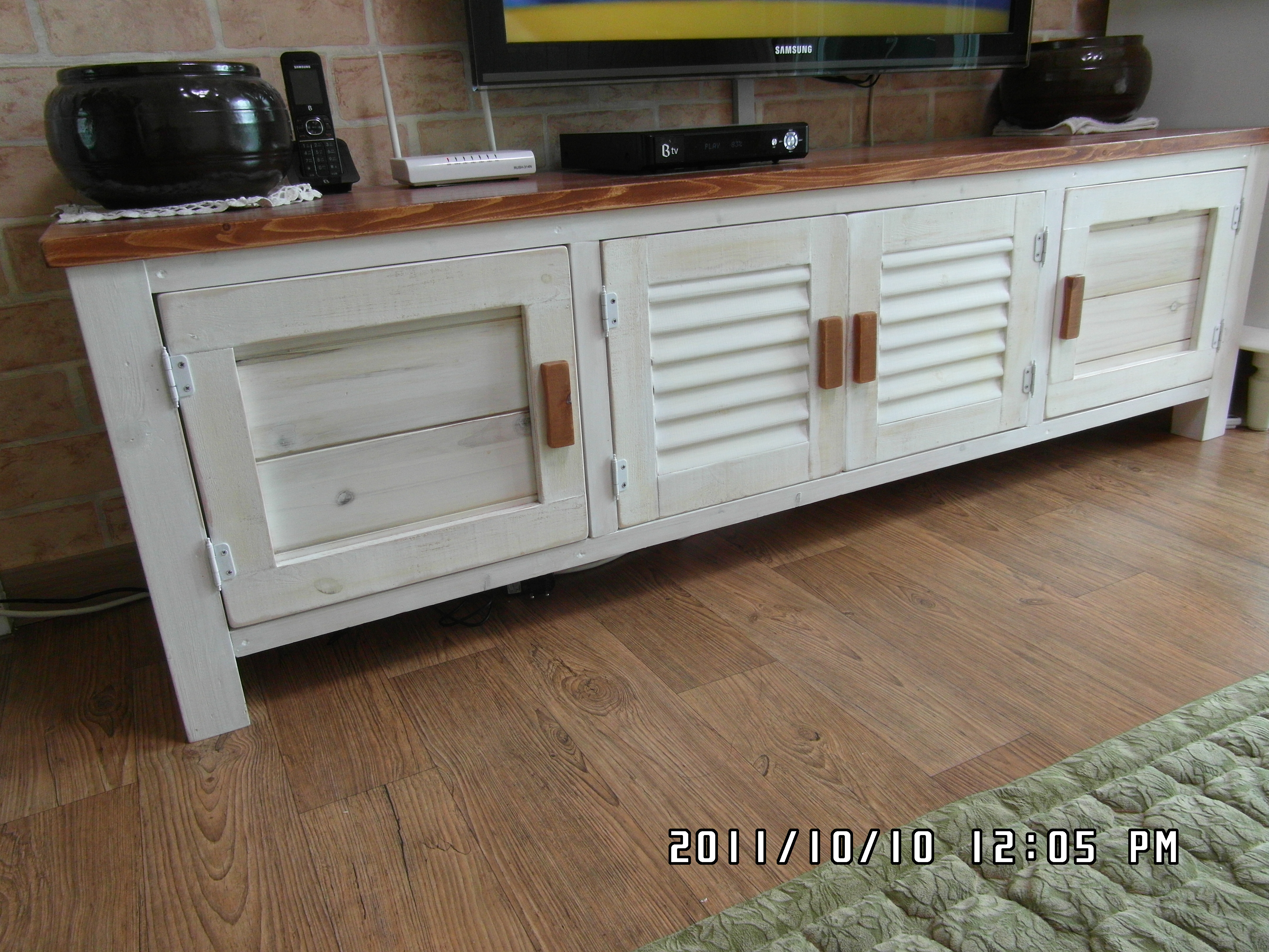 철천지 싱크대 개발중.. 창의성목공, 패널 문짝,갤러리 문짝,붙박이장, 스마트침대 셀락바니쉬 시공했어요