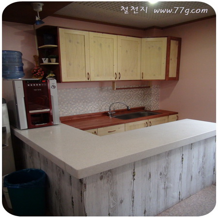 철천지표 원목 싱크대 완성~ 싱크대 상부장 높낮이가 조절가능(동영상)