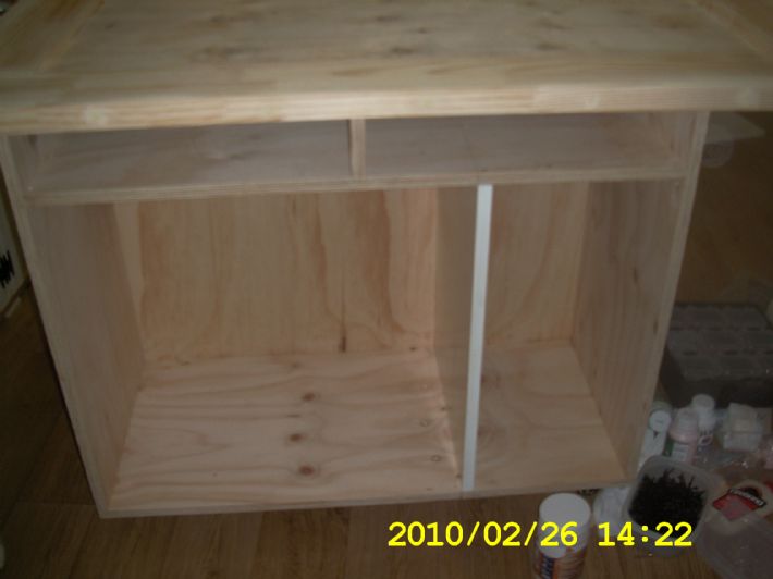 어제는 철천지 톱밥을 치운 날입니다. 모던큇 옷장 제품 개발중,원목옷장,침상형침대